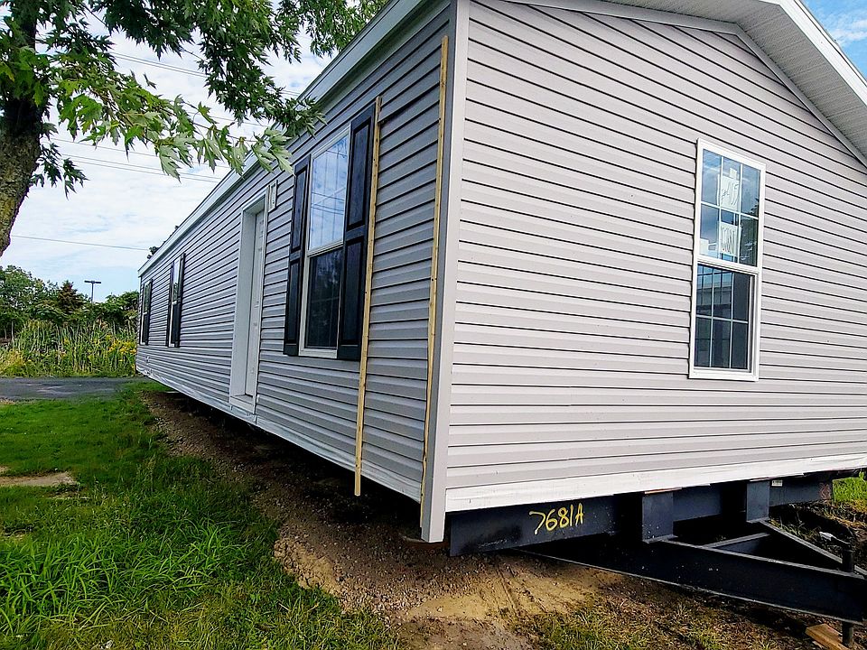 1st image of 47 Bluebird Hill Dr #405