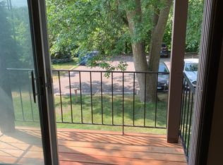 5701 Lynwood Blvd APT 201, Mound, MN 55364