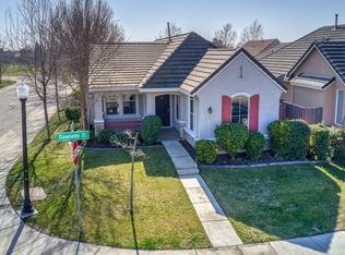 1874 Dawnelle Way, Sacramento, CA 95835