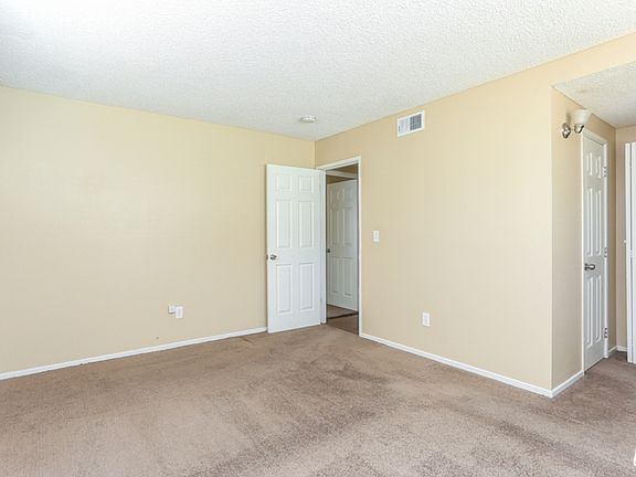 5th image of 6301 Orange Knoll Ave