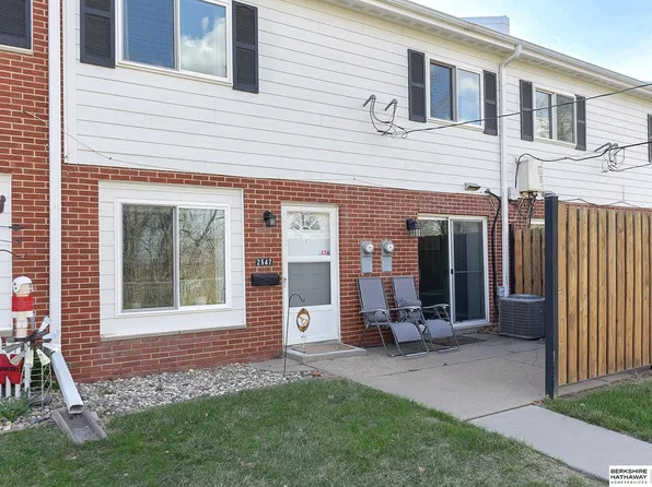 2547 S 3rd Street Plz, Omaha, NE 68108