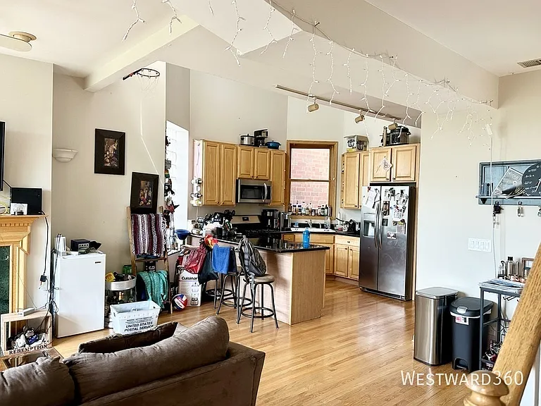 3311 N Seminary Ave #3F — Photo 2