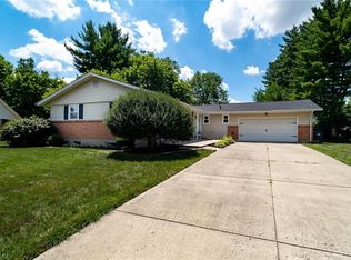 7448 Barr Cir, Dayton, OH 45459