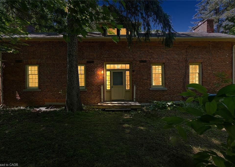 1st image of 41 Mill St