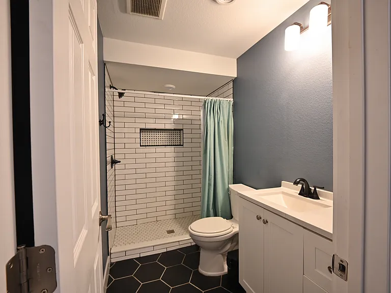 11863 E 118th Pl — Photo 16