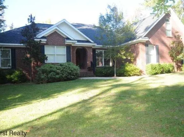 1756 Piedmont Dr, Auburn, AL 36830