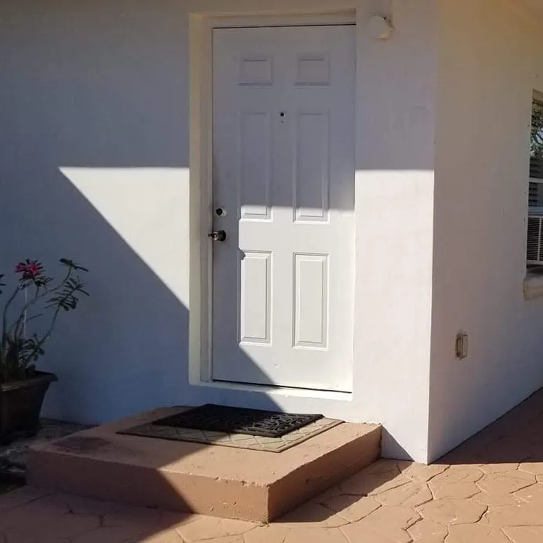 1 bed, 400 sqft, $1,700 — Photo 2