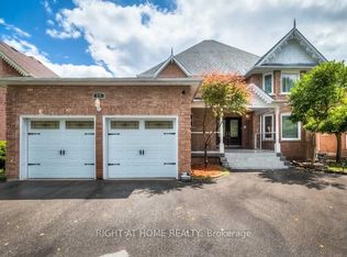 19 Grovepark St #BASEMENT, Richmond Hill, ON L4E 3L4