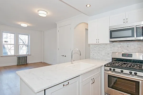 Rented by Douglas Elliman | media 3