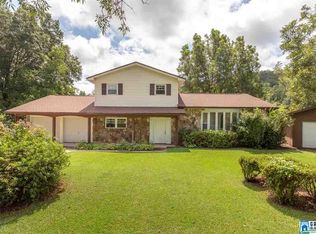 258 Canoe Creek Rd, Rainbow City, AL 35906