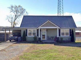 1618 Washington St W, Fayetteville, TN 37334