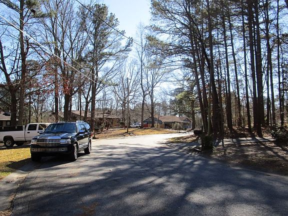 2nd image of 3228 Winter Ct