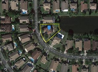 2653 SW 194th Ter, Hollywood, FL 33029