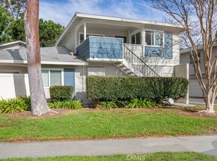 2711 W Meadowwood, Santa Ana, CA 92704