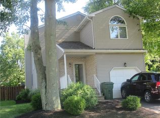 3 Hillsdale Rd, Edison, NJ 08820