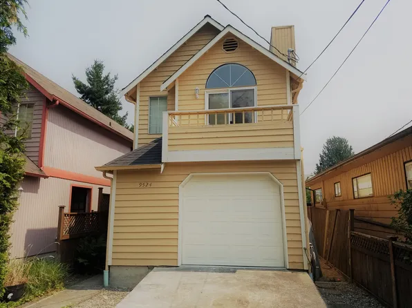 9524 Densmore Ave N, Seattle, WA 98103