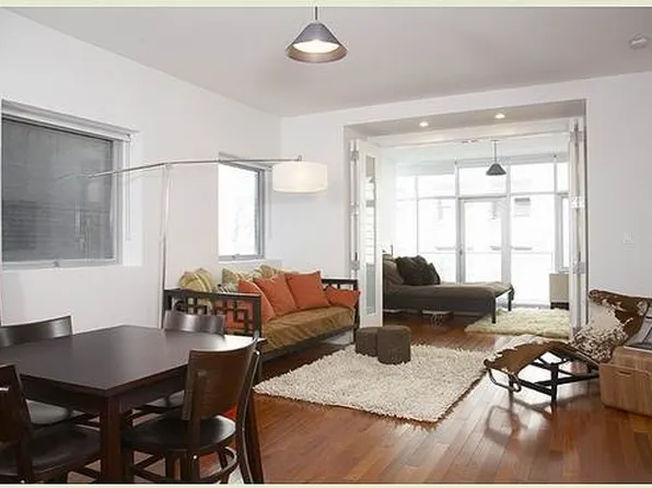 300 Spring Street image 1 of 4