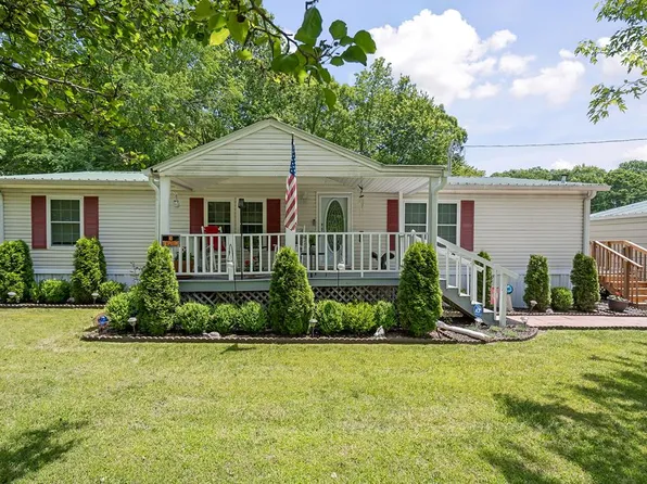 3001 Heartland Ln, Cookeville, TN 38506