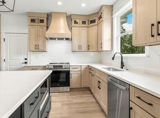 80 Clarke Hill Rd, Freeport, FL 32439