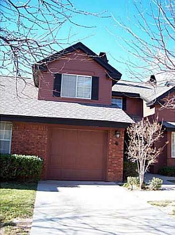 1st image of 4 Stratford Hall Cir #Na