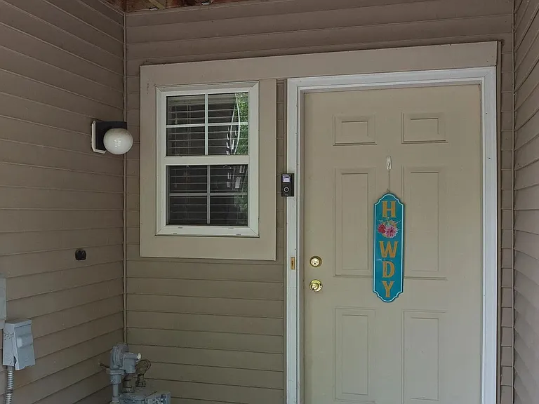 6893 Pine Crest Trl S — Photo 2