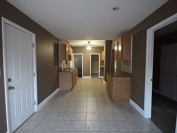 Kitchen / Dinette