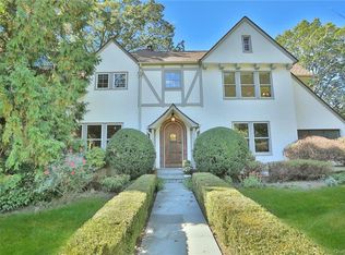 6 Oak Hill Ter, Ossining, NY 10562