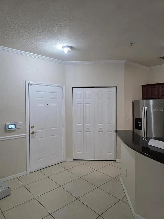 2 bed, 2.0 bath, 1174 sqft, $1,800 — Photo 2