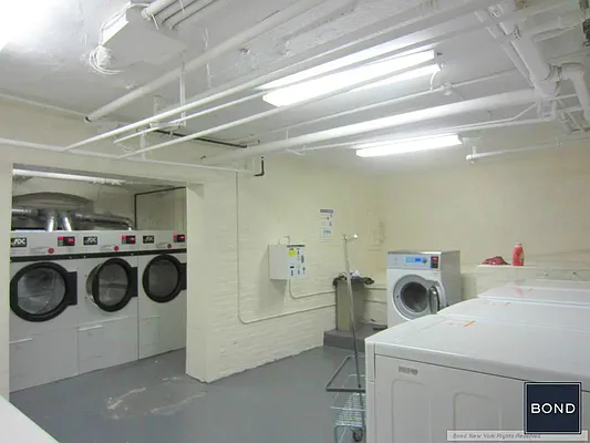 Rented by Bond New York | media 6