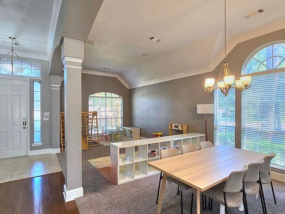 5th image of 3208 Furlong Dr W