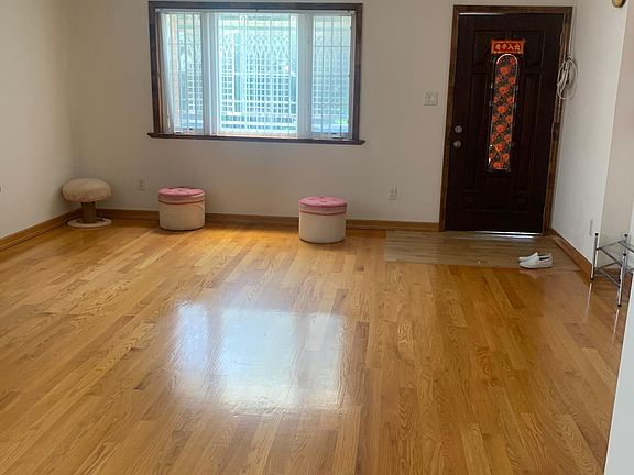 4th image of 164-49 76th Ave Floor 1