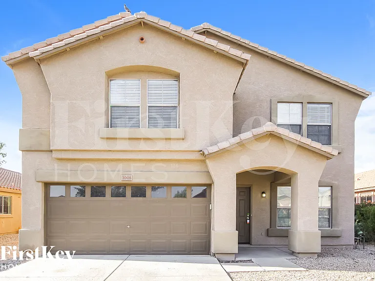 3006 W Pollack St — Photo 1