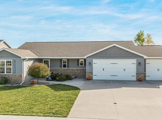 1411 Mera Ln, Kaukauna, WI 54130