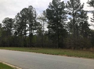 1610 River Pointe Dr, Albany, GA 31701