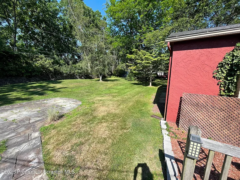 109 Park Dr — Photo 23