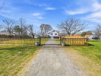2421 Arrow Ln, Fort Worth, TX, 76114