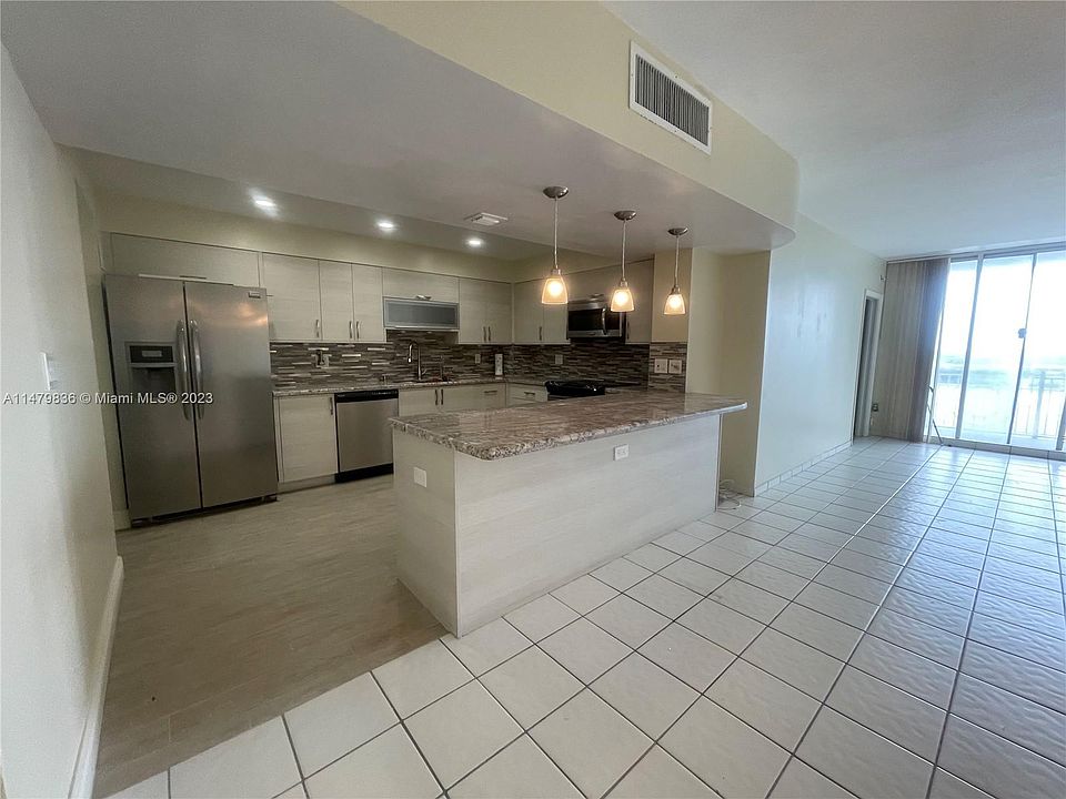 Corinthian Condos 5825 Collins Ave Miami Beach FL Zillow