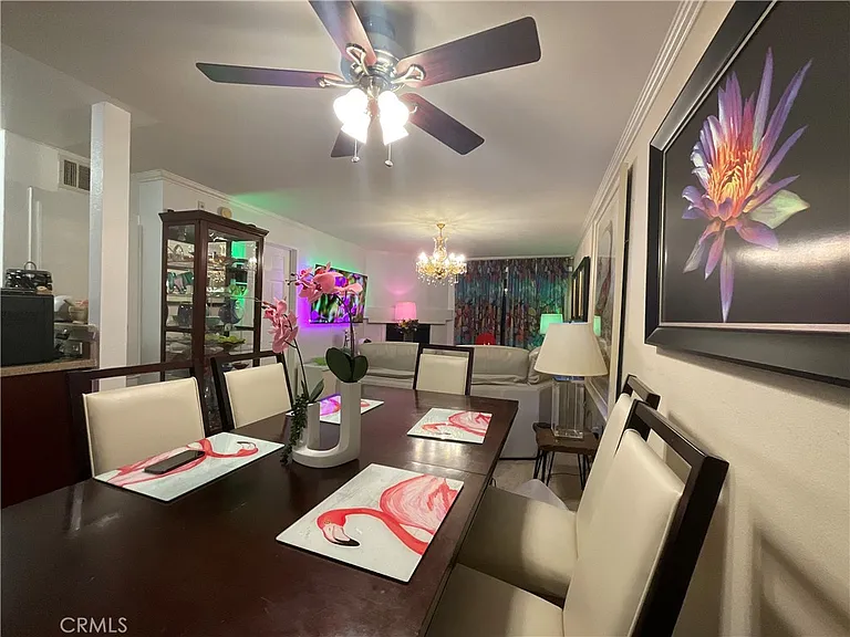 21520 Burbank #211 — Photo 27