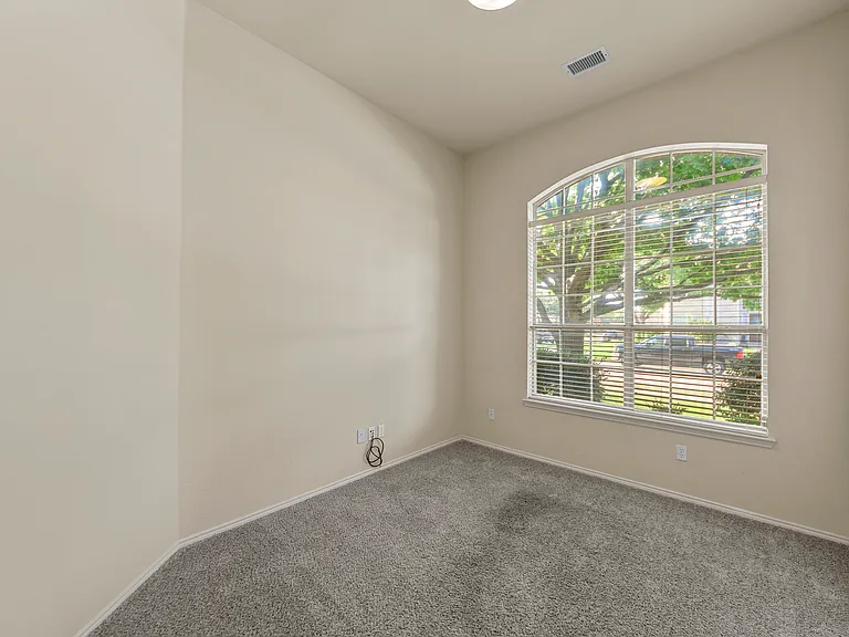 112 Sweetgum Dr — Photo 32