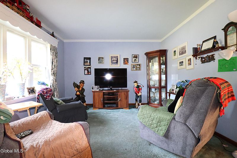 5th image of 535 Salina Street