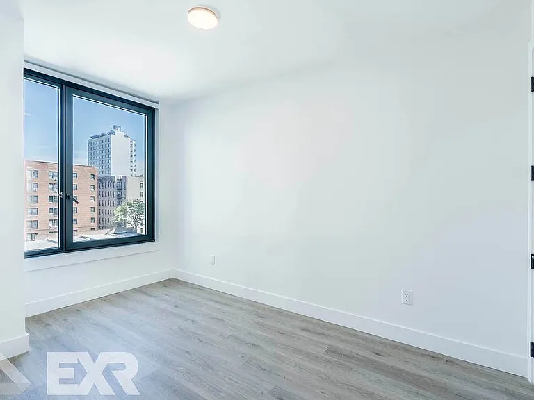 210 Clarkson Ave #603 — Photo 4