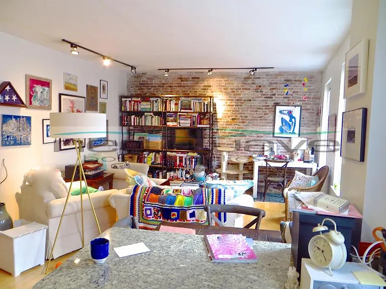 68 Phillips St #5 — Photo 1