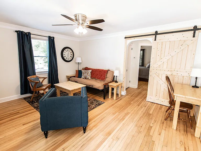 Dellbrook Dr — Photo 3