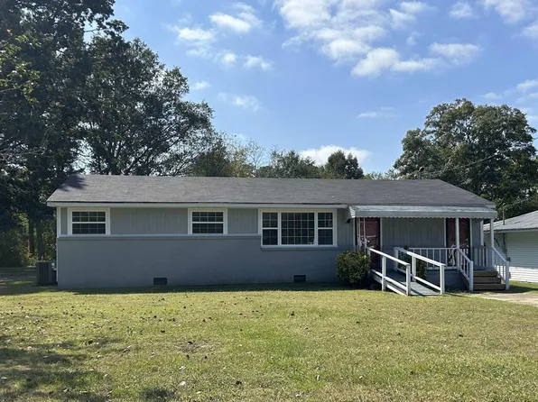 213 Richmond Ave, Albertville, AL 35950