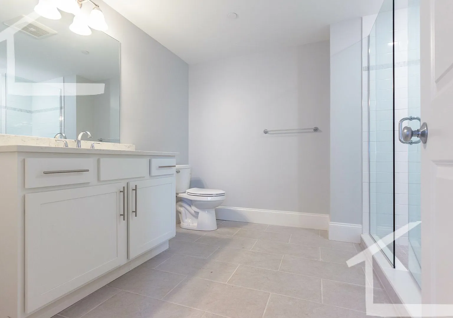 No Brokers Fee, New Construction in Brighton. Central AC, High-End Finishes, Free Laundry, Parkin... — Photo 4