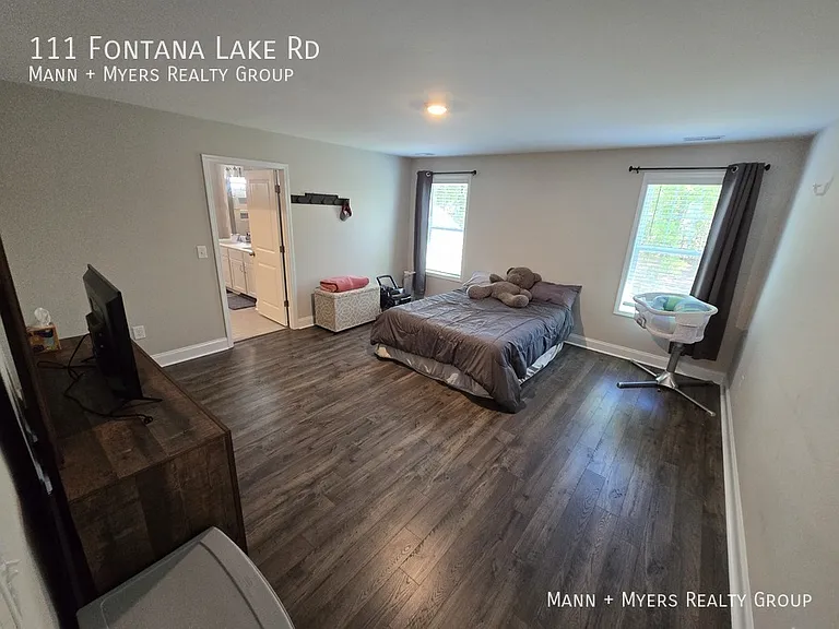 111 Fontana Lake Rd — Photo 21