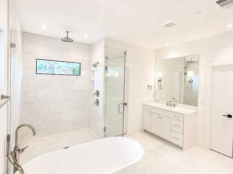 3529 Asbury St — Photo 17