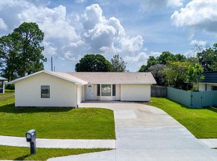 765 SE Floresta Dr, Port Saint Lucie, FL 34983