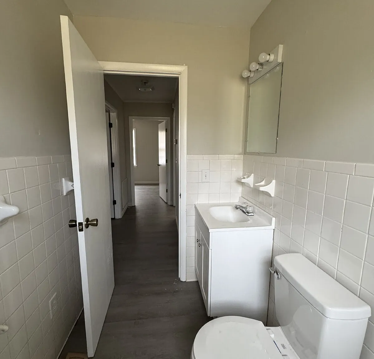 144 Nottingham Dr — Photo 4
