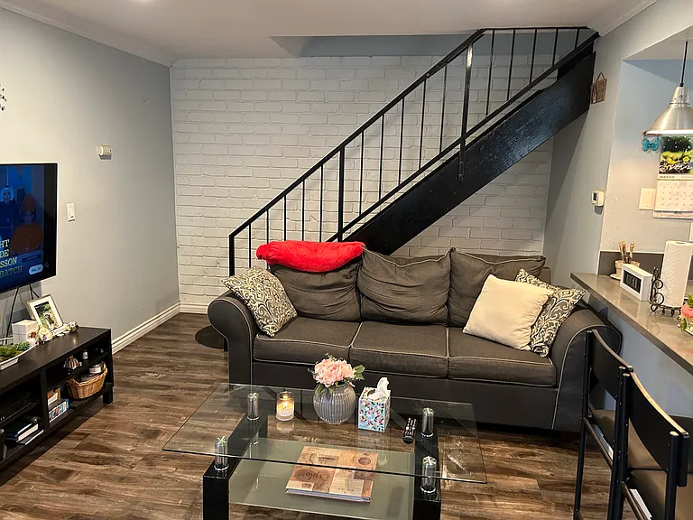 1260 N Avenida Conejo #2 — Photo 7